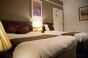 Crown Lodge Guest House