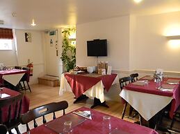 Crown Lodge Guest House