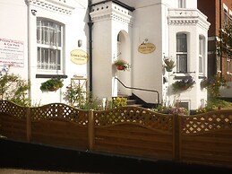 Crown Lodge Guest House