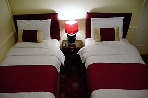 Crown Lodge Guest House