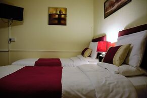 Crown Lodge Guest House