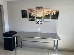 Days Inn by Wyndham Turlock