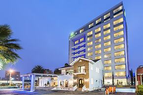 Holiday Inn Express Quito, an IHG Hotel