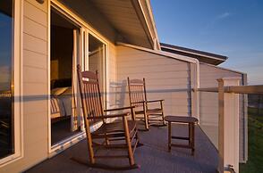 Pacific Reef Hotel & Light Show