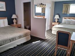 Pacific Reef Hotel & Light Show