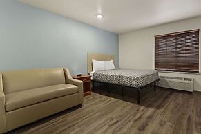 WoodSpring Suites Macon West I-475