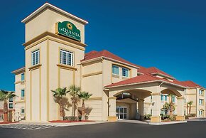 La Quinta Inn & Suites by Wyndham Kingsland/Kings Bay