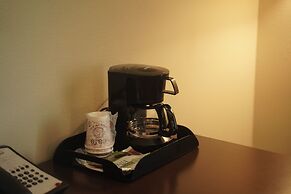 Harbor Inn & Suites