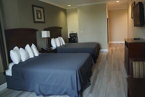 Harbor Inn & Suites