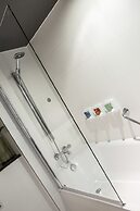 Waterfront Southport Hotel