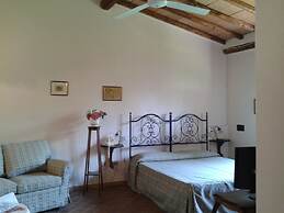Montebelli Agriturismo & Country Hotel