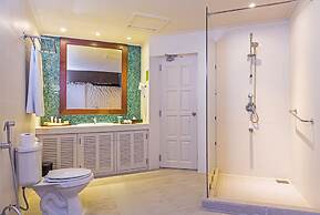 Adaaran Select Huduran Fushi - with 24hrs Premium All Inclusive