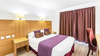 Sandy Lodge Hotel