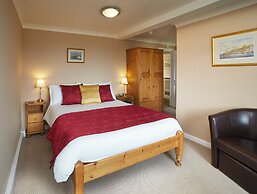 Smugglers Rock House