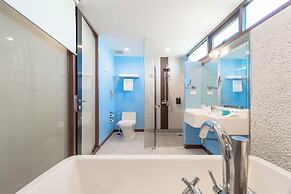 Springfield at Sea Resort & Spa