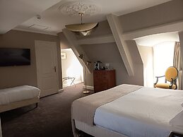 Grand Hotel 