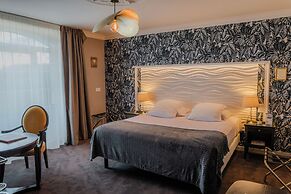 Grand Hotel 