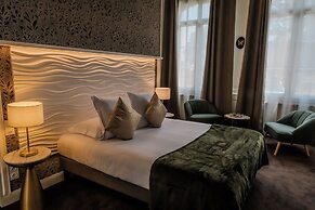 Grand Hotel 