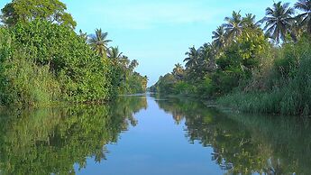 Pegasus Reef - A Beach Resort in Colombo