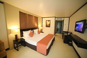 Pegasus Reef - A Beach Resort in Colombo