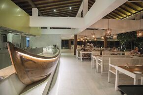 Pegasus Reef - A Beach Resort in Colombo