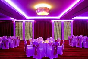 Pegasus Reef - A Beach Resort in Colombo