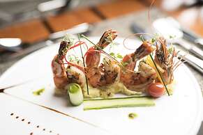 Pegasus Reef - A Beach Resort in Colombo