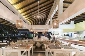 Pegasus Reef - A Beach Resort in Colombo