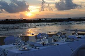 Pegasus Reef - A Beach Resort in Colombo