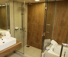 Pegasus Reef - A Beach Resort in Colombo