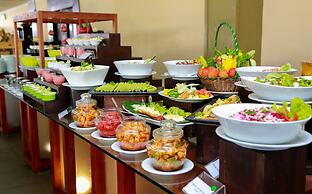 Pegasus Reef - A Beach Resort in Colombo