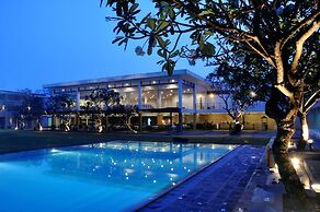 Pegasus Reef - A Beach Resort in Colombo