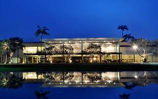 Pegasus Reef - A Beach Resort in Colombo