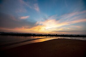 Pegasus Reef - A Beach Resort in Colombo