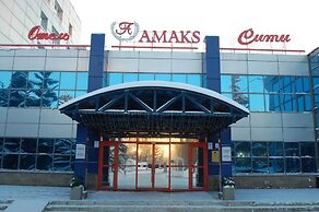 Amaks City Hotel