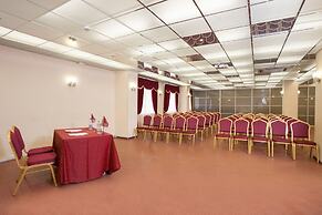Amaks City Hotel