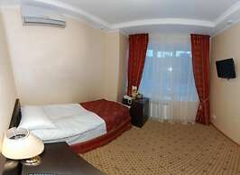 Amaks City Hotel