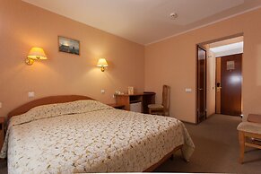 Amaks City Hotel