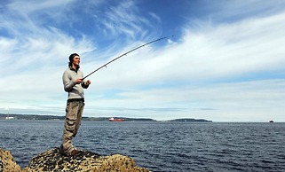 The Valley Hotel & Carriage Gardens