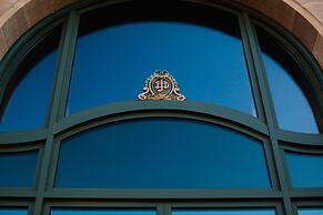 Hotel Julien Dubuque