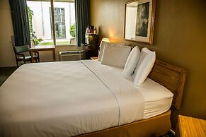 Baymont by Wyndham Fargo