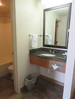 Baymont by Wyndham Fargo