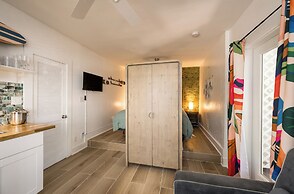 Speakeasy Inn – Adults Only