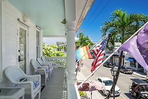 Speakeasy Inn – Adults Only