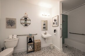 Speakeasy Inn – Adults Only