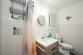 Speakeasy Inn – Adults Only