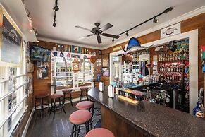 Speakeasy Inn – Adults Only