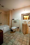 Villa Sphendone Suites