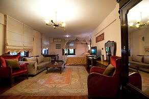 Villa Sphendone Suites