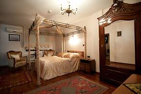 Villa Sphendone Suites